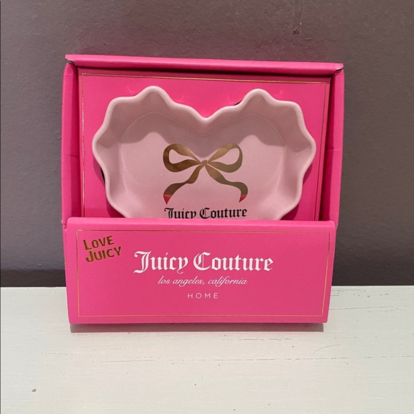 Juicy Couture Other - Juicy Couture Pink Ruffle Heart Ceramic Trinket Tray